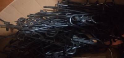 Vendo Cabides Semi Novo