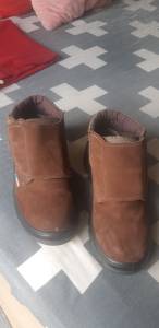 Vendo Uma Bota Nova
