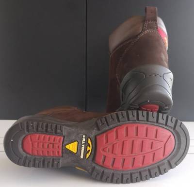 Bota Couro Bull Terrier 35