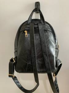 Vendo Mochila Preta De Couro Fake