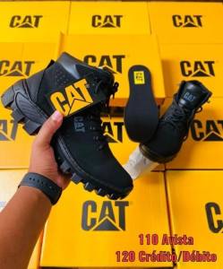 Bota Cat