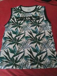 4 Camisas E 1 Camiseta