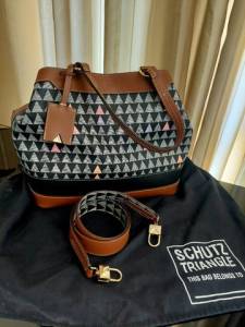 Bolsa Schutz Nova!