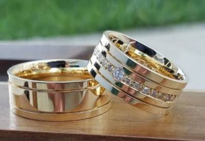 Par De Alianas - Ouro 18k