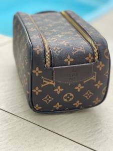 Necessaire Lv Marrom