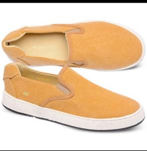 Sapato Da Osklen Usado Tamanho 43  Amarelo