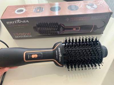 Escova Secadora Britnia