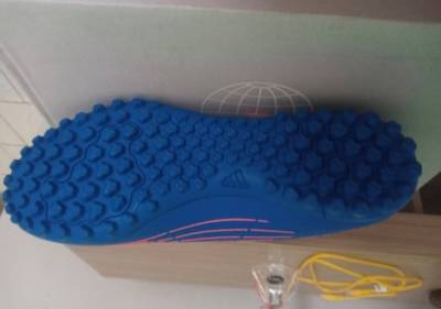 Chuteira Adidas Predator 42/43