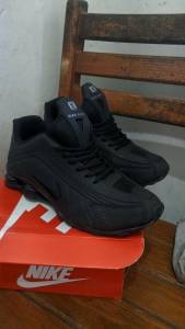 Nike Shox R4 Semi Novo Na Caixa