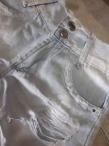 Short Jeans Destroyed Vidativa  - Tam. 36