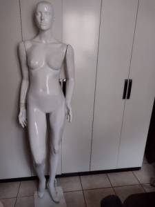 Manequins