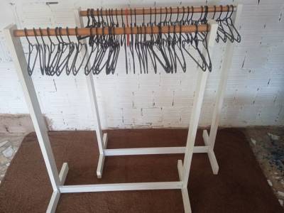 Araras P Bazar Com Cabides