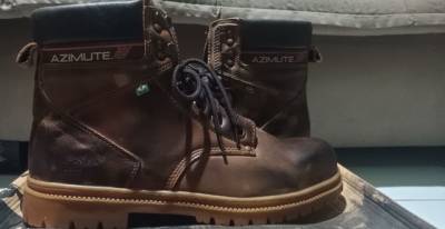 Bota Adventure Azimute Brasil Em Couro