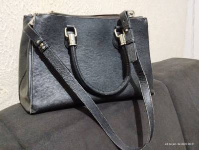 Vendo Bolsa Shutz , Original Em Couro Natural!