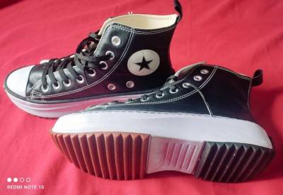 Vendo Allstar Bota Novo.