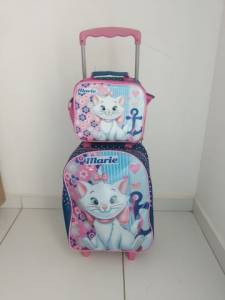 Mochila Escolar Bem Conservada.