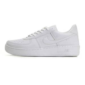 Tnis Nike Air Force 1