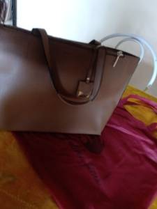 Vendo Bolsa Grande Da Arezzo