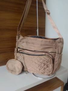 Bolsa Mdia Impermevel Com 5 Divisrias