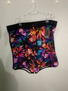 Bermudas Surf