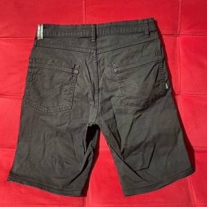 Bermuda Cargo Oakley 38