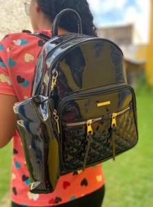 ? Mochila Feminina Verniz ?