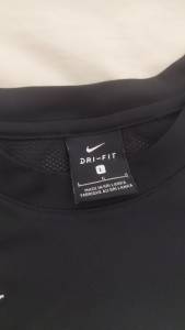 Camiseta Nike Dri-fit Preta Com Listra Branca