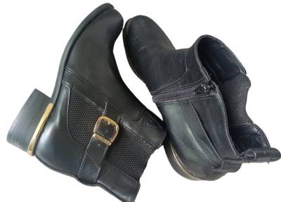 Bota Couro 34