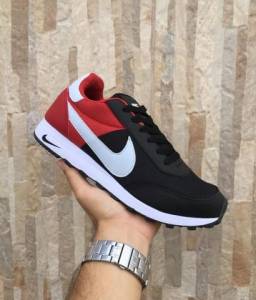 Nike Preto/ Vermelho