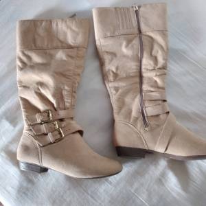 Botas Novas Na Caixa