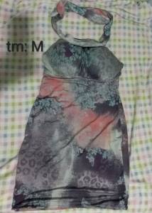 4 Vestidos Tam M Por 40,00