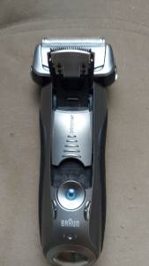 Barbeador Eletrico Braun