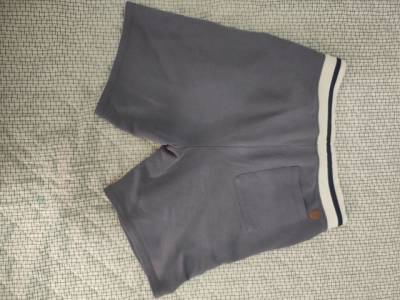 Bermuda Hering Moletom (tamanho P)