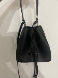Bolsa Santa Lolla