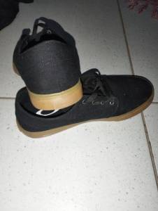 Vendo Tnis Originais Preo Excelente!!!