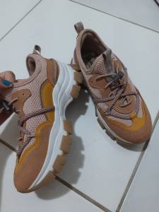 Tnis Feminino N 34