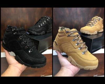 Bota Oakley Couro Legtimo  - Ganhe Um Perfume De Brinde