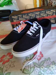 Tnis Vans
