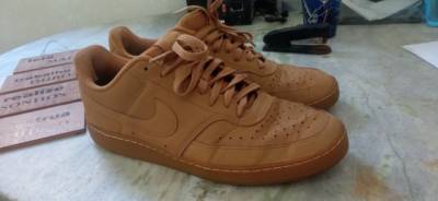 Tnis Nike
