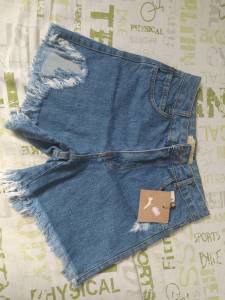 Short Jeans