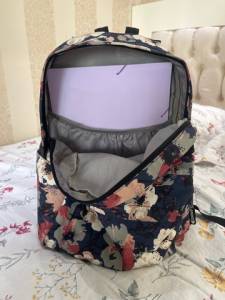 Linda Mochila Floral