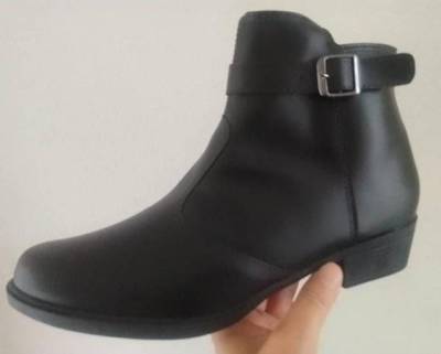 Bota Feminina Cano Curto Nova