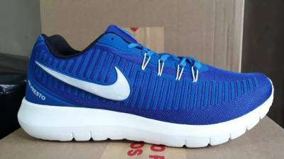 Tnis Nike