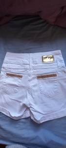 Shorts Branco 42