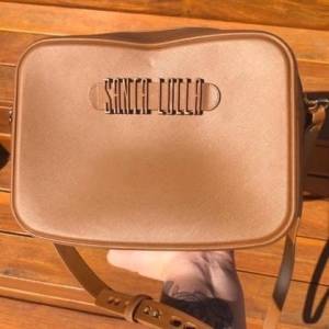 Bolsa Santa Lolla