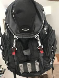 Mochila Da Oakley 7 Meses De Uso.