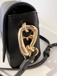 Bolsa Arezzo Pequena