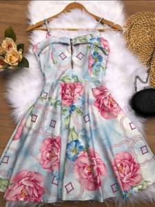 Deslumbre-se Com Nossos Vestidos Elegantes