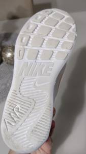 Tnis Nike