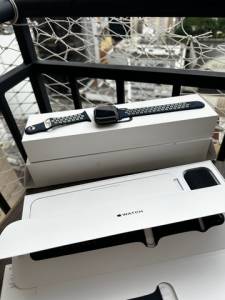 Apple Watch Series 4 44mm Aluminum